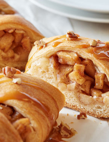 Caramel-Apple Cream Cheese Crescent Ring