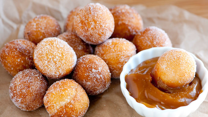 Salted Caramel Doughnut Holes