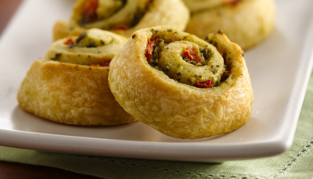 Easy Pesto Pinwheels