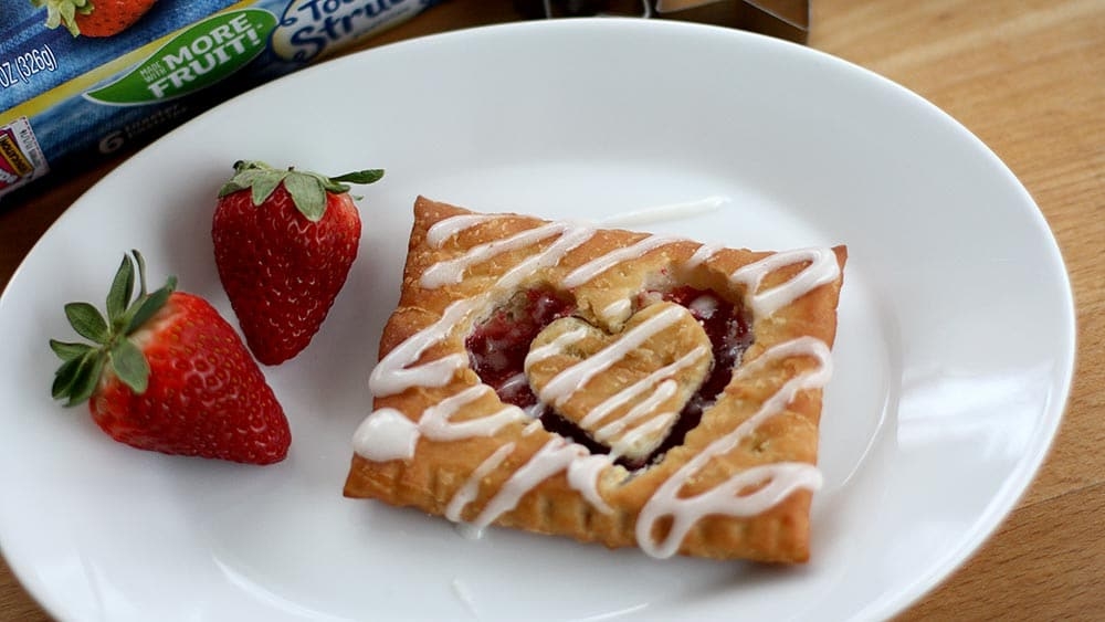 Easy + Cute: Heart-Shaped Toaster Strudel
