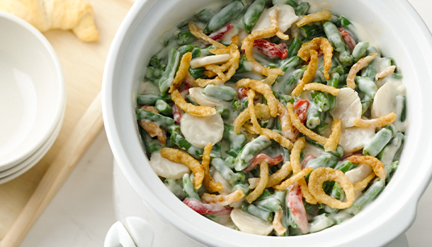 Slow-Cooker Alfredo Green Bean Casserole