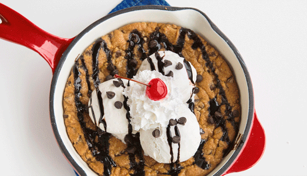Chocolate Chip Cheesecake Bars