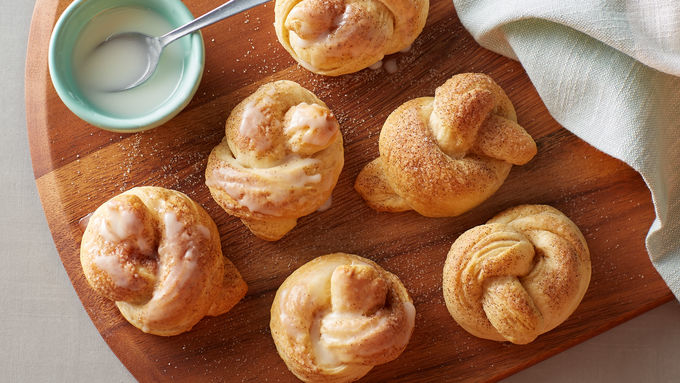 Cinnamon Sugar Glazed Biscuit Knots