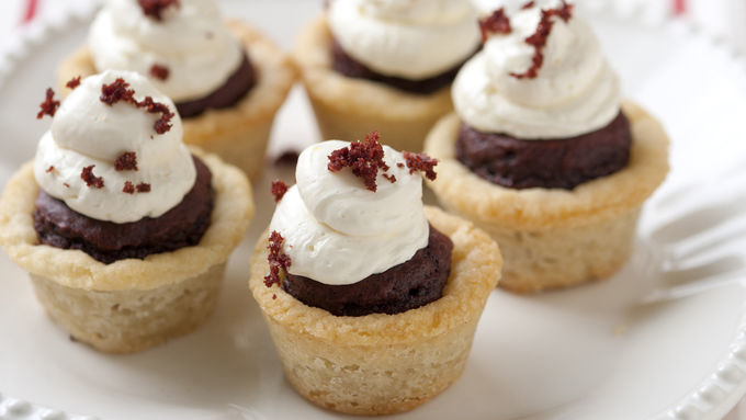 Red Velvet Cookie Cups