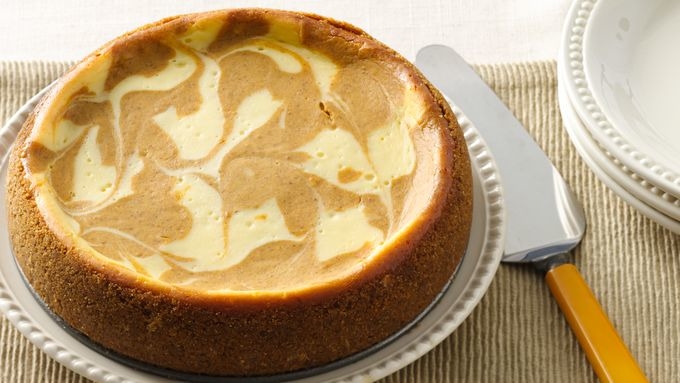 Slow-Cooker Pumpkin Swirl Cheesecake