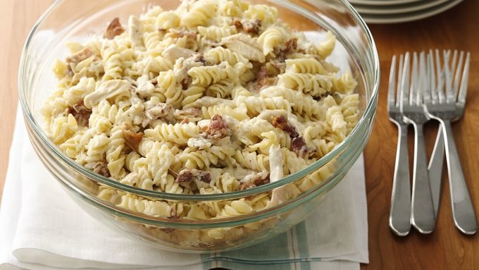 Make-Ahead Chicken Bacon Ranch Pasta