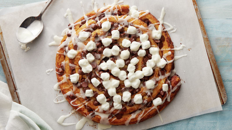 3-Ingredient Hot Cocoa Cinnamon Roll »
