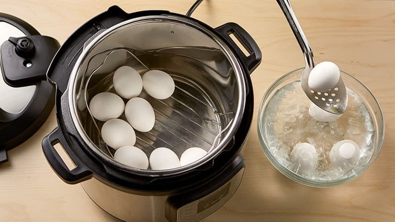 Kitchen Hack: How to Boil Eggs in Your Multicooker