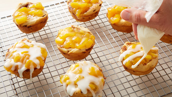 2IngredientPeachPieCups
