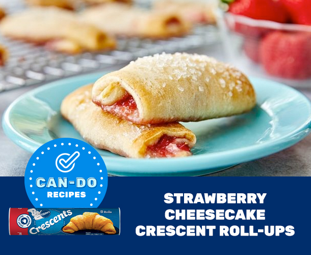 Strawberry Cheesecake Crescent Roll-ups