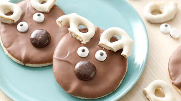 25 Cookies Santa Really, Really Wants You to Make