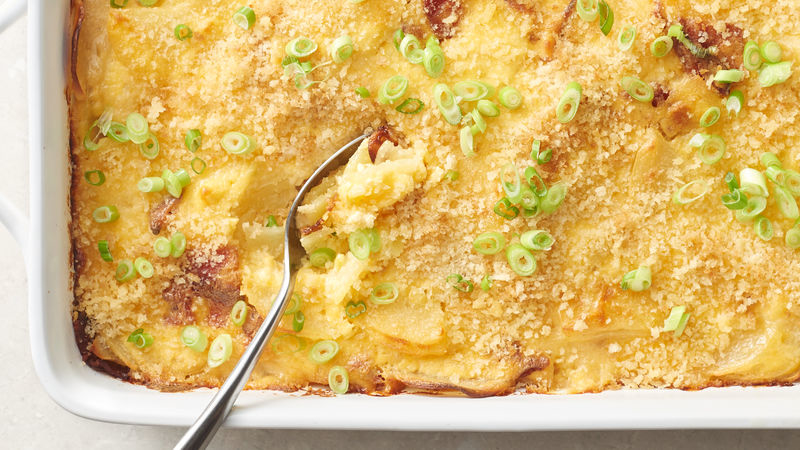 Cheddar-Bacon au Gratin Potatoes