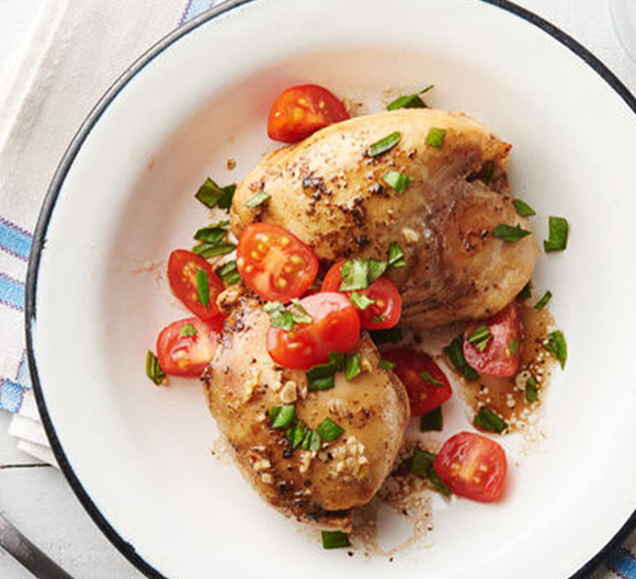 5-Ingredient Slow-Cooker Balsamic Chicken