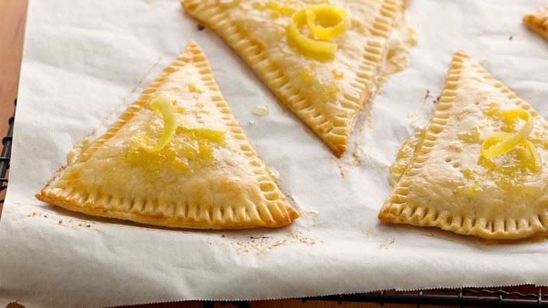Very Vanilla Lemon Tarts