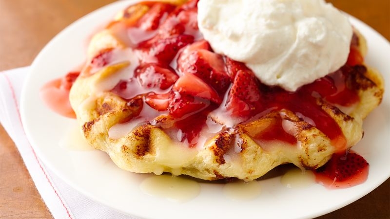 Make Weekend Breakfast Even Better with Pillsbury Cinnamon Rolls