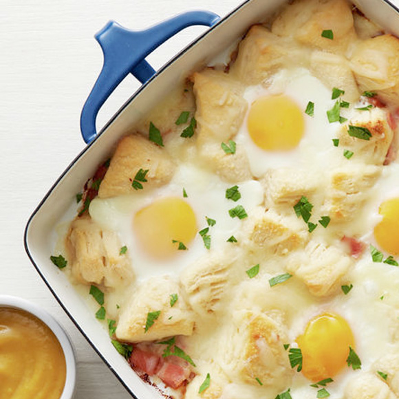 Ham and Swiss Biscuit Breakfast Casserole