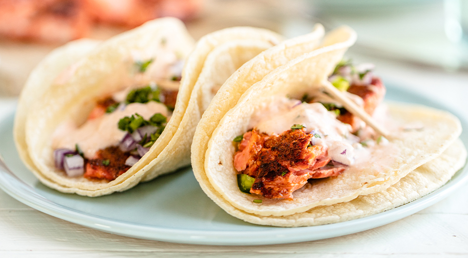 Salmon Tacos With Sriracha Cream Sauce