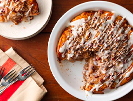 Cinnamon Roll Dutch Apple Pie