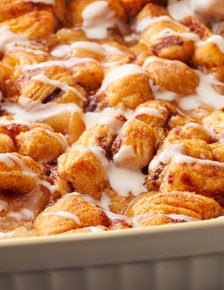 Make-Ahead Apple Pie Cinnamon Roll Breakfast Bake