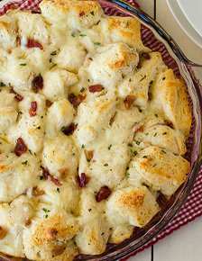Bacon-Ranch Cheesy Pull-Apart Bread