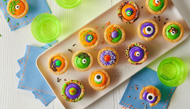 Halloween Eyeball Cookie Cups