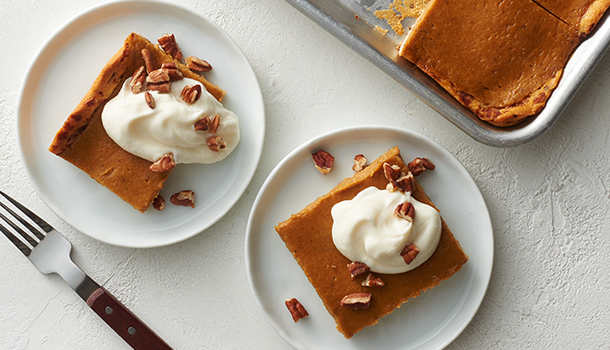 Maple-Pumpkin Cinnamon Roll Slab Pie