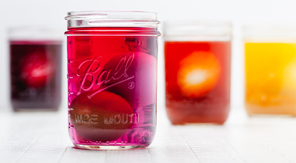 How to Dye Easter Eggs Naturally