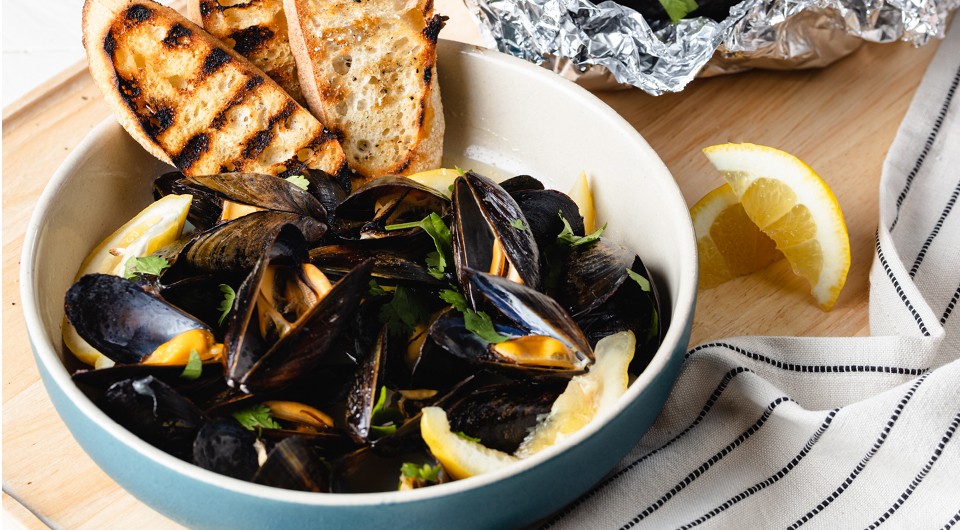 Mussels Foil Pack With White Wine Sauce