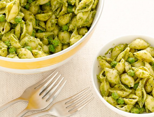Pesto Shells and Peas Pasta