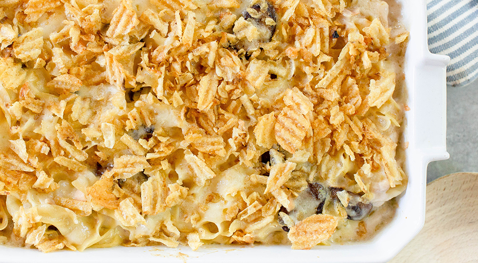 Potato Chip-Topped Tuna Noodle Casserole